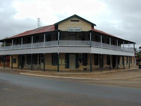Murchison Hotel